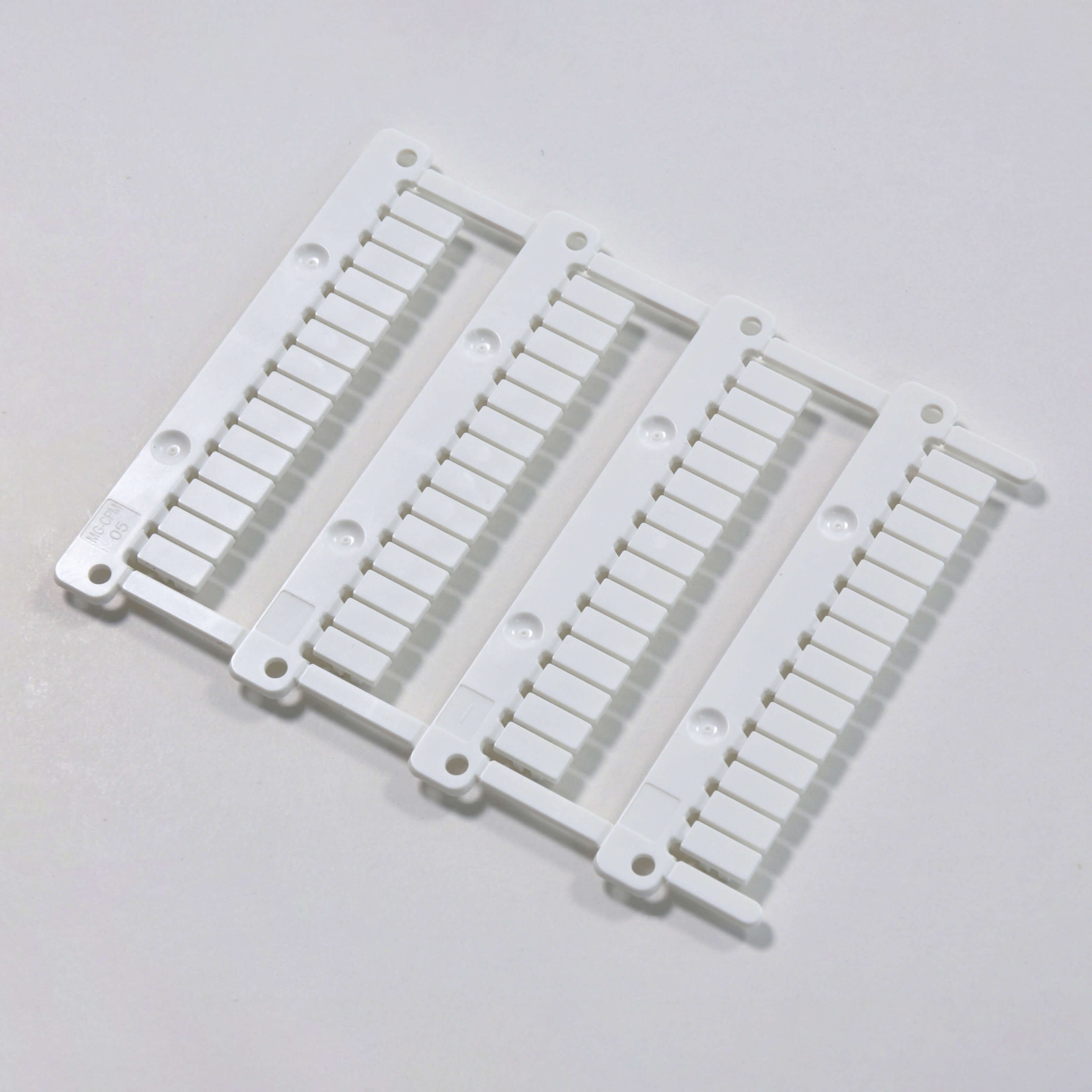 Labels for DIN Track Terminal Blocks with Screw Terminals XW5□-S
