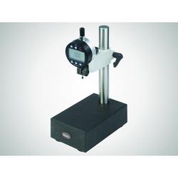 Small comparator stand, plate made of granite MarStand 820 NG