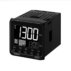 Digital Temperature Controller (48 × 48 mm) [E5CC]