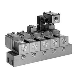 3-Port Solenoid Valve, Direct Operated, Poppet Type, Rubber Seal, Manifold, VT325 Series